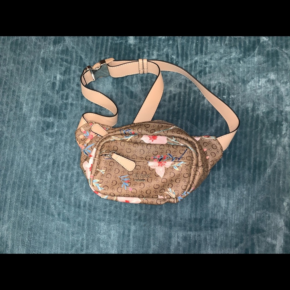 Guess floral print fanny pack